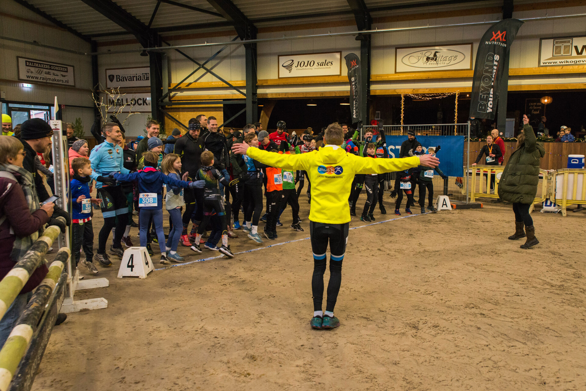 Header10 hoger